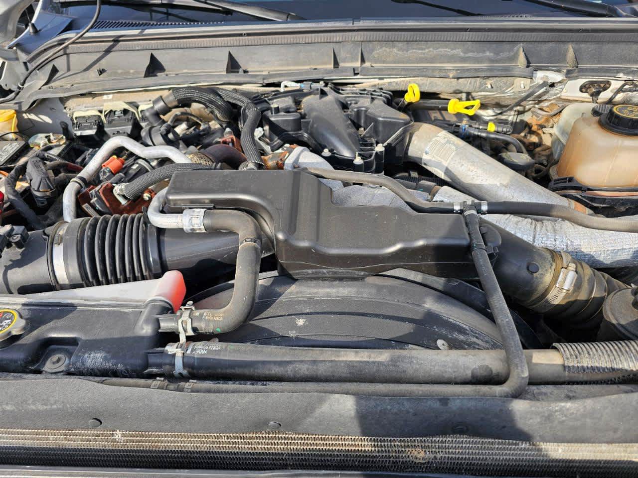 Used 2016 Ford F550 2WD Regular Cab Super Duty image 14