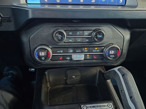 Certified 2023 Ford Bronco Outer Banks AWD/4WD image 32