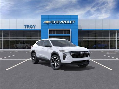 New 2026 Chevrolet Trax RS image 1