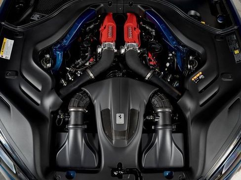 Certified 2019 Ferrari Portofino image 13