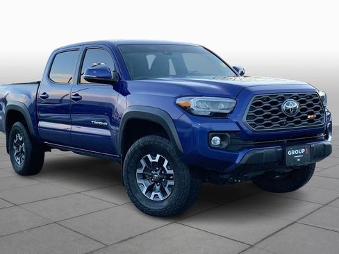 Used 2023 Toyota Tacoma TRD Off-Road image 3