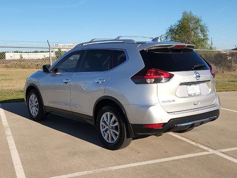 Certified 2020 Nissan Rogue SV image 7