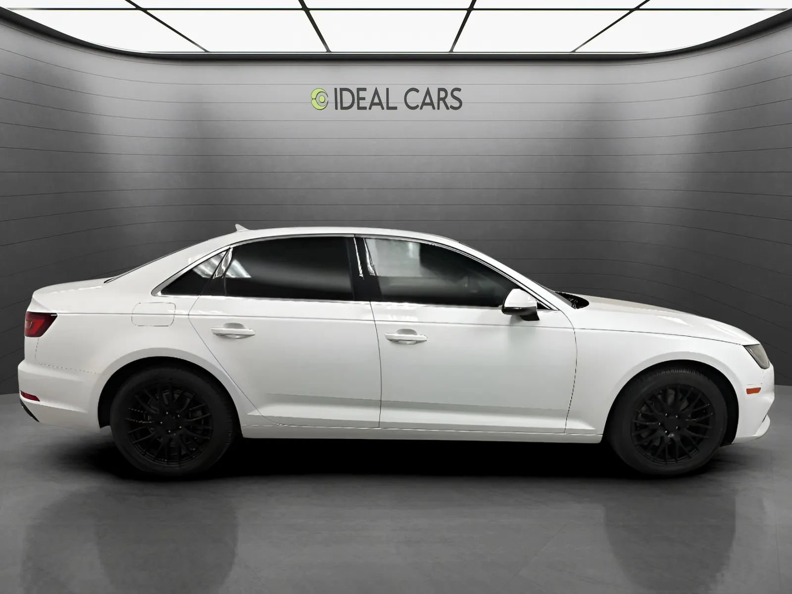 Used 2019 Audi A4 2.0T Premium w/ Convenience Package FWD image 4