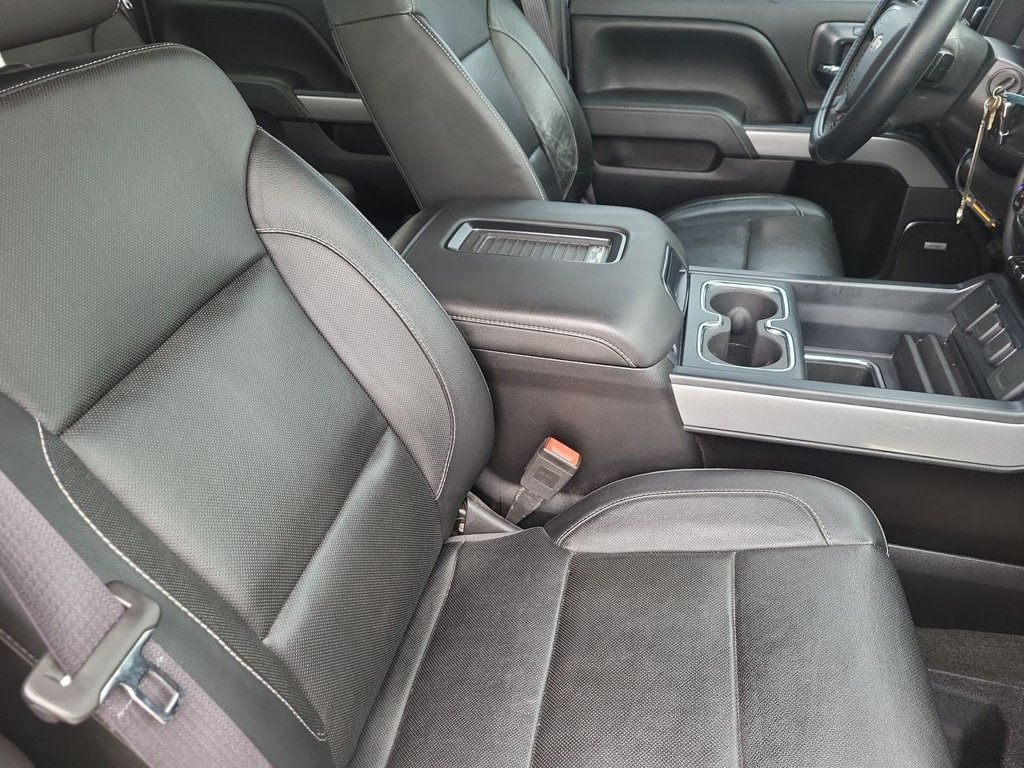 Used 2016 Chevrolet Silverado 2500 LTZ w/ Duramax Plus Package AWD/4WD image 33