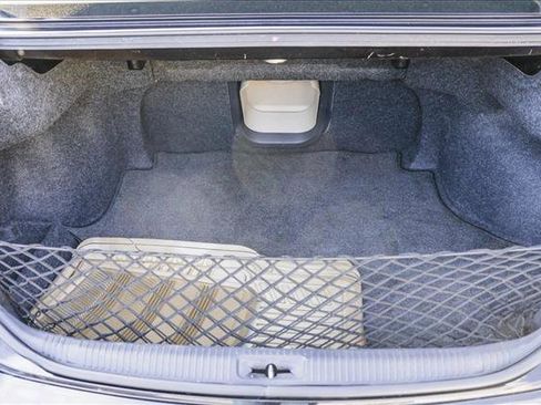 Used 2006 Toyota Avalon Limited image 25