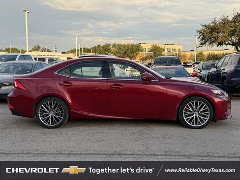 Used 2014 Lexus IS 250 w/ Navigation Package RWD image 3