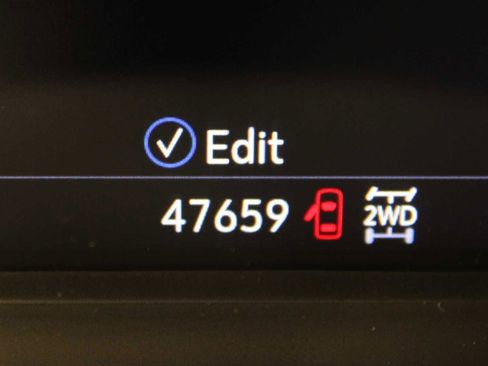 Certified 2023 Cadillac XT5 Premium Luxury image 40