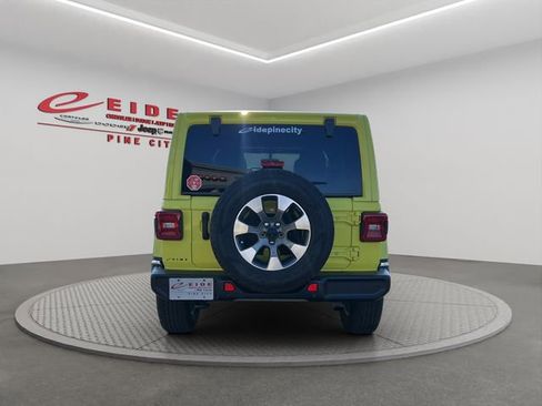 Used 2022 Jeep Wrangler Unlimited Sahara w/ LED Lighting Group image 5