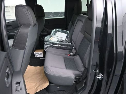 New 2026 Nissan Frontier SV w/ SV Convenience Package image 12