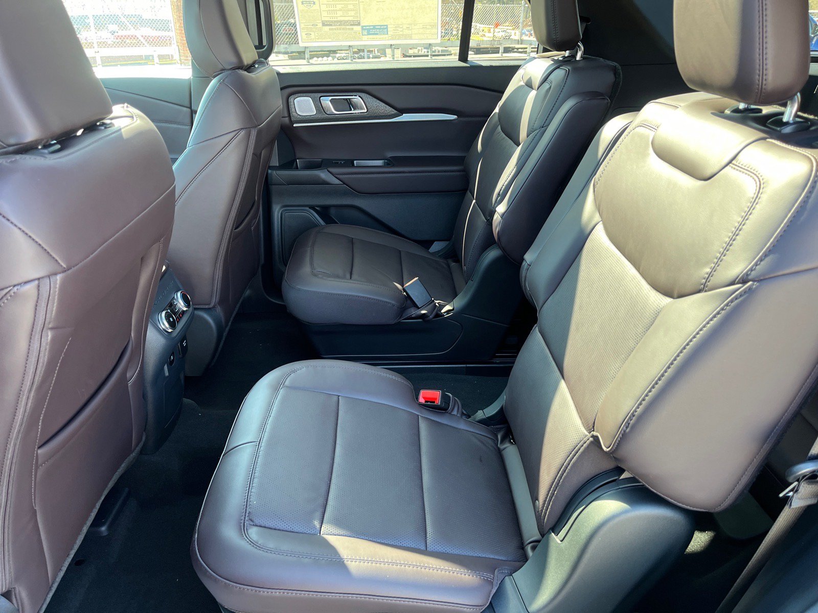 New 2026 Ford Explorer Platinum RWD image 18