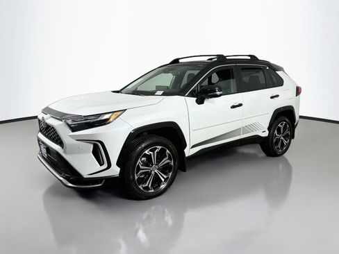 Certified 2025 Toyota RAV4 XSE w/ Premium Package AWD/4WD image 3