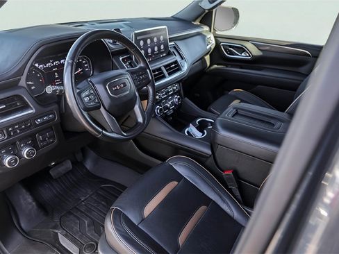 Used 2021 GMC Yukon XL AT4 w/ AT4 Premium Plus Package image 11