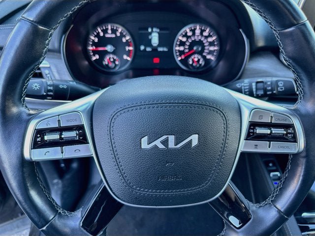 Certified 2022 Kia Telluride EX w/ EX Premium Package AWD/4WD image 11