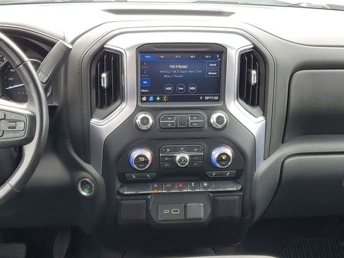 Used 2020 GMC Sierra 1500 SLE w/ SLE Value Package image 25