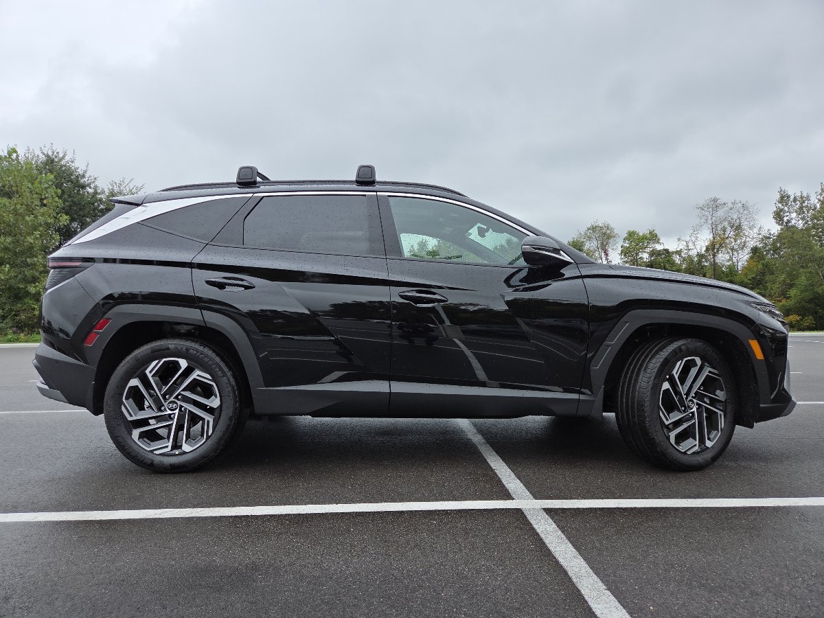 New 2026 Hyundai Tucson Limited AWD/4WD image 25