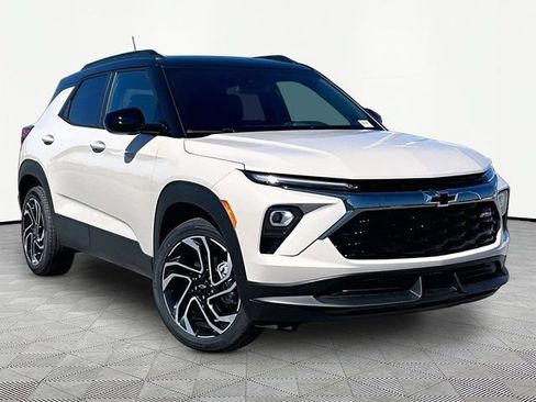 New 2026 Chevrolet TrailBlazer RS w/ Convenience Package AWD/4WD image 1