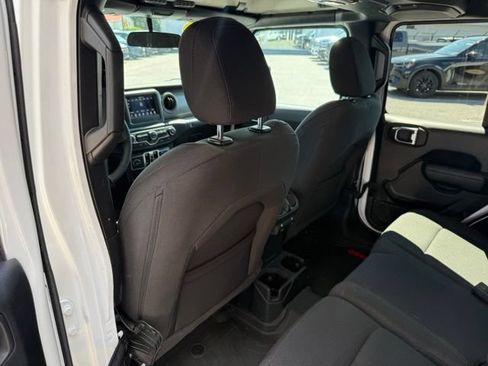 Used 2023 Jeep Wrangler Unlimited Sport AWD/4WD image 10