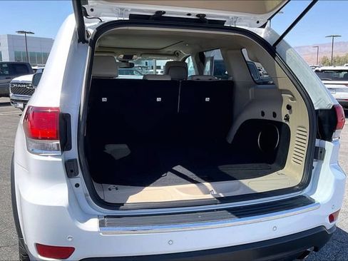 Used 2021 Jeep Grand Cherokee Limited w/ Sun & Sound Group RWD image 33