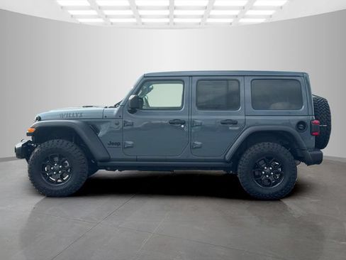 Used 2025 Jeep Wrangler Unlimited Sport AWD/4WD image 4