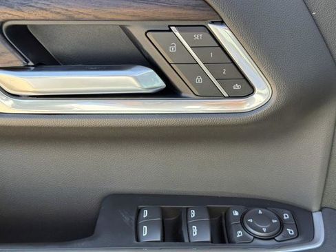 New 2026 GMC Sierra 1500 SLT image 22