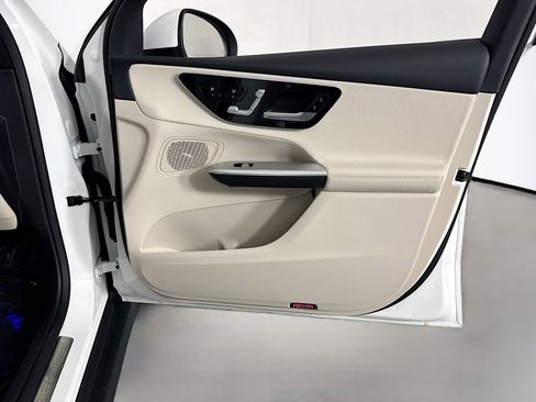 New 2026 Mercedes-Benz GLC 300 image 23
