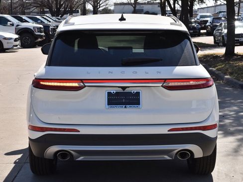 New 2026 Lincoln Corsair Reserve image 8