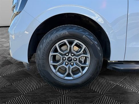 Used 2025 Ford Expedition Max Active image 14