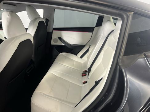 Used 2025 Tesla Model 3 Long Range image 25