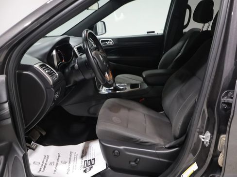 Used 2019 Jeep Grand Cherokee Laredo AWD/4WD image 10