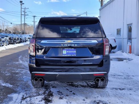 Used 2021 Chevrolet Tahoe Premier w/ Premium Package image 4