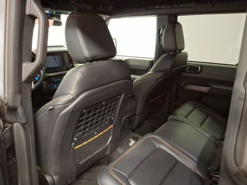 Used 2022 Ford Bronco Badlands w/ Sasquatch Package image 14