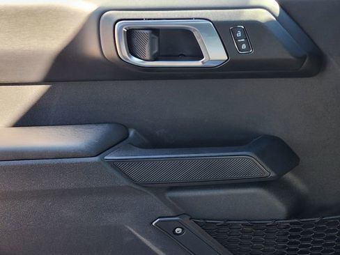 New 2025 Ford Bronco Outer Banks image 24