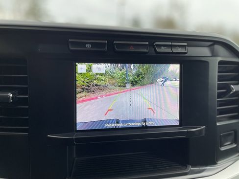 Used 2024 Ford F350 XLT w/ FX4 Off-Road Package image 16