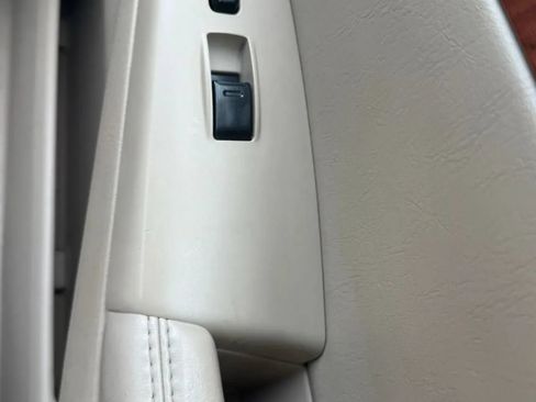 Used 2008 Toyota Solara SLE FWD image 20