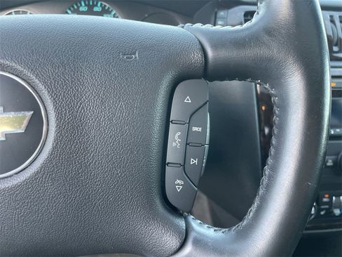 Used 2013 Chevrolet Impala LTZ image 17