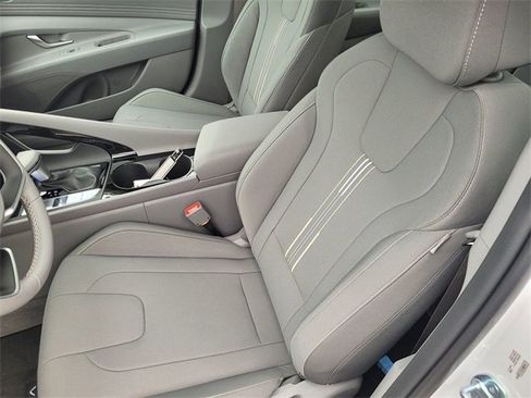 New 2026 Hyundai Elantra SEL Sport image 13