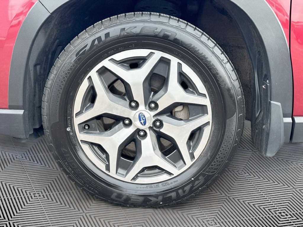 Used 2020 Subaru Forester Premium AWD/4WD image 29