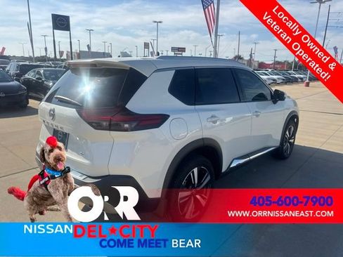 Used 2023 Nissan Rogue SL w/ SL Premium Package FWD image 5