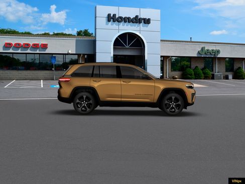 New 2026 Jeep Grand Cherokee Limited AWD/4WD image 9