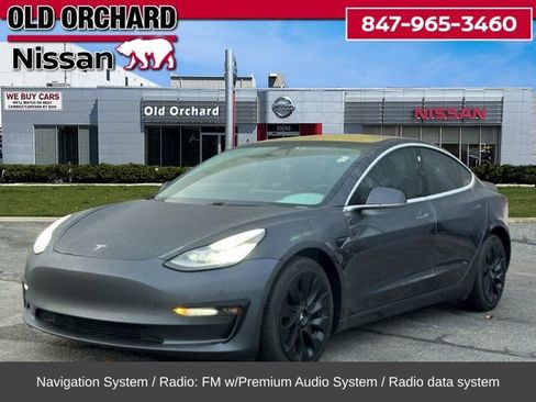 Used 2018 Tesla Model 3 Performance image 1