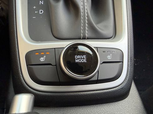 New 2026 Hyundai Venue SEL image 38