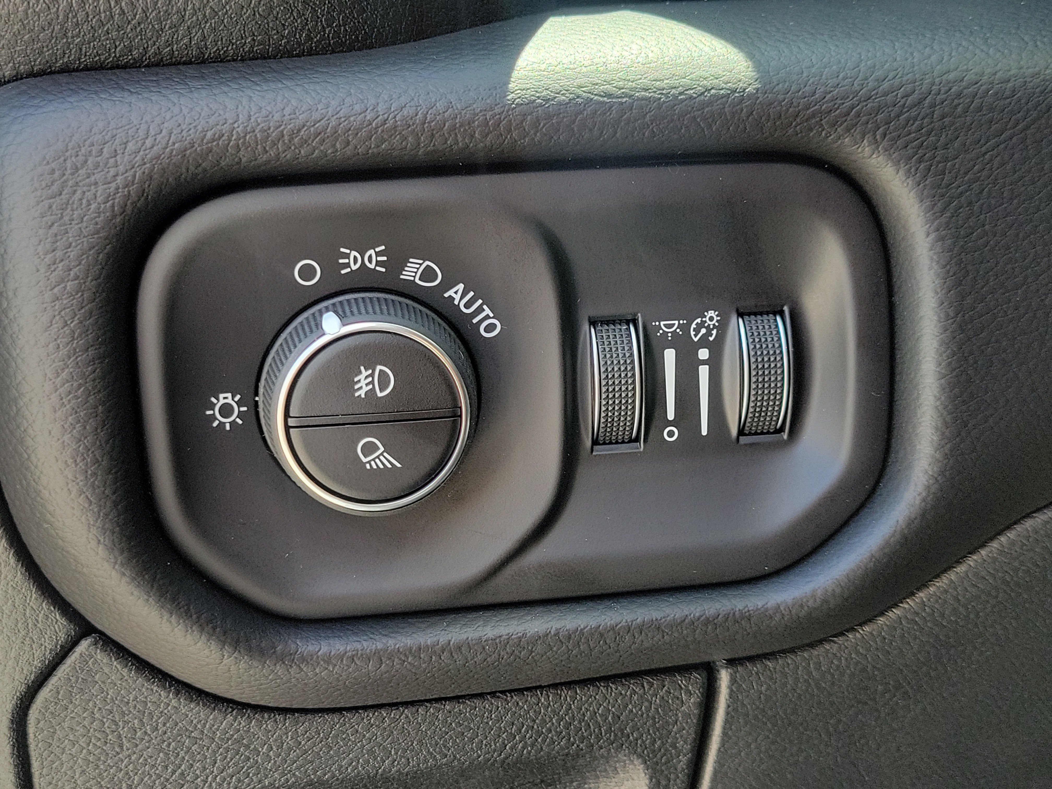 New 2027 RAM 1500 RHO AWD/4WD image 21