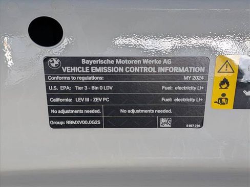 Used 2024 BMW i4 eDrive35 RWD image 27