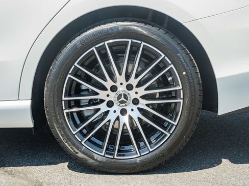 New 2026 Mercedes-Benz C 300 4MATIC Sedan image 18