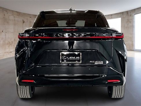 New 2026 Lexus RZ 450e AWD image 4