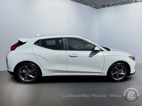 Used 2019 Hyundai Veloster 2.0 FWD image 3