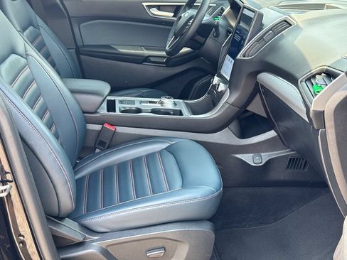 Used 2022 Ford Edge SEL w/ Sport Appearance Package AWD/4WD image 15