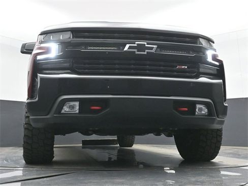Used 2021 Chevrolet Silverado 1500 LT Trail Boss w/ Convenience Package II image 25