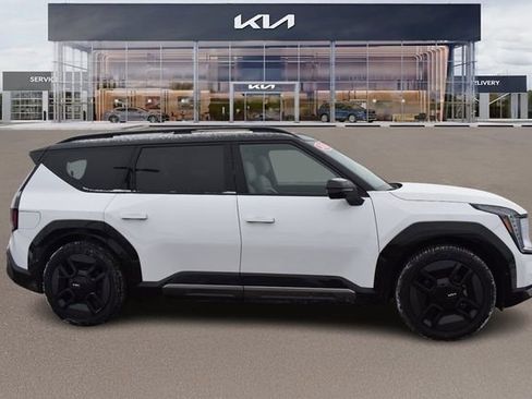 New 2026 Kia EV9 GT-Line image 2