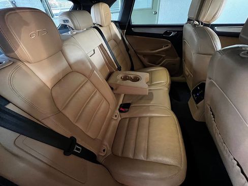 Used 2017 Porsche Macan GTS image 28